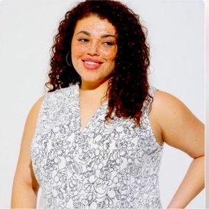 NWT Torrid Disney Minnie Mouse stretch challis tank